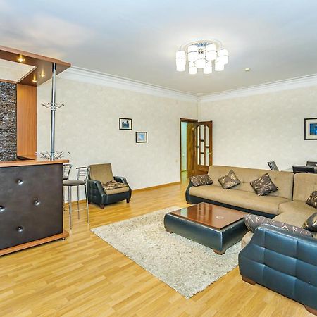 באקו Modern Apartment מראה חיצוני תמונה